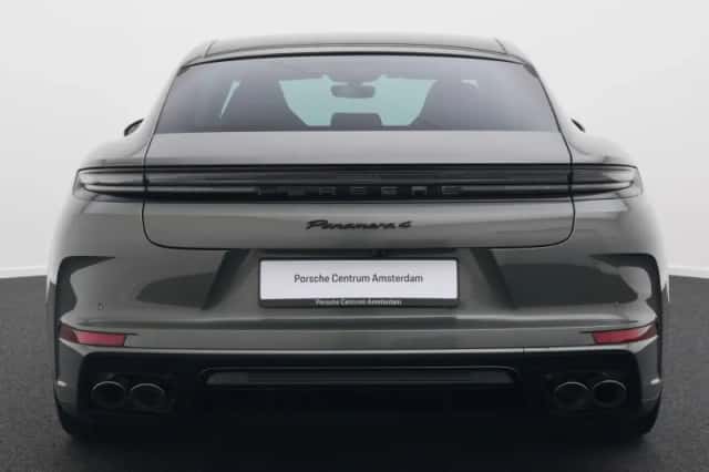 Porsche Panamera (2025) thumbnail 6