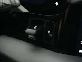 Porsche Taycan (2025) thumbnail 35