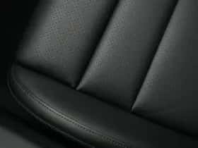Porsche Taycan (2025) thumbnail 41