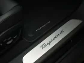 Porsche Taycan (2025) thumbnail 43