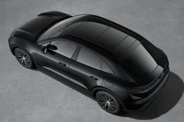 Porsche Macan (2025) thumbnail 4