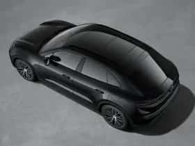 Porsche Macan (2025) thumbnail 4