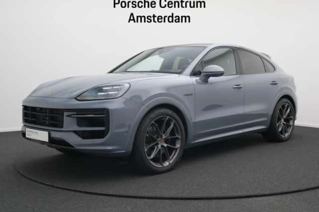 Porsche Cayenne (2025) thumbnail 1