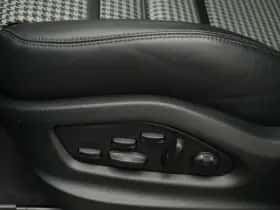 Porsche Cayenne (2025) thumbnail 12