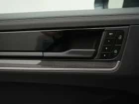 Porsche Cayenne (2025) thumbnail 17