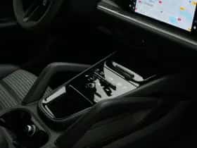 Porsche Cayenne (2025) thumbnail 51
