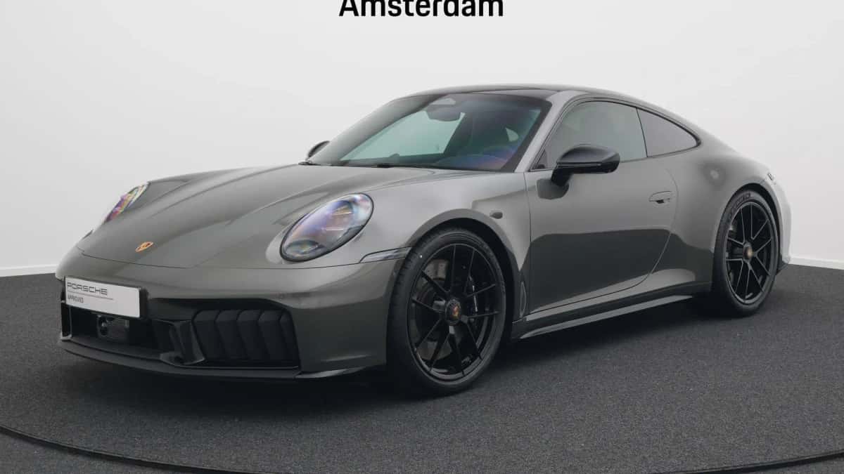 Porsche 911 (2026) — foto 1