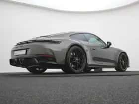 Porsche 911 (2026) thumbnail 28