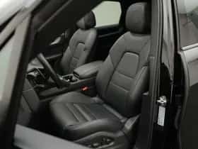 Porsche Cayenne (2024) thumbnail 5