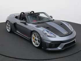 Porsche 718 (2025) thumbnail 12