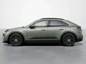Porsche Macan (2025) thumbnail 2