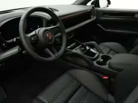 Porsche Cayenne (2026) thumbnail 28