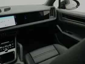 Porsche Cayenne (2026) thumbnail 53