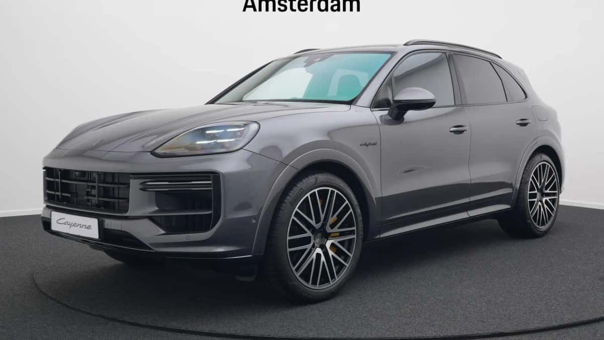 Porsche Cayenne (2026) — foto 1