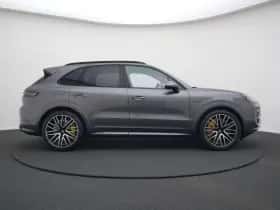 Porsche Cayenne (2026) thumbnail 5
