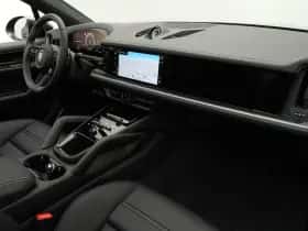 Porsche Cayenne (2026) thumbnail 48