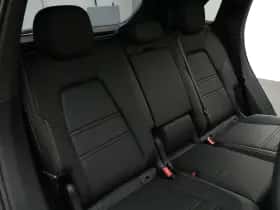 Porsche Cayenne (2026) thumbnail 53