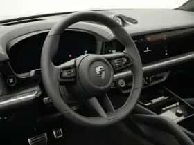 Porsche Cayenne (2026) thumbnail 81