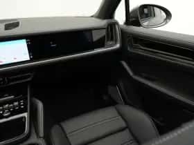 Porsche Cayenne (2026) thumbnail 99