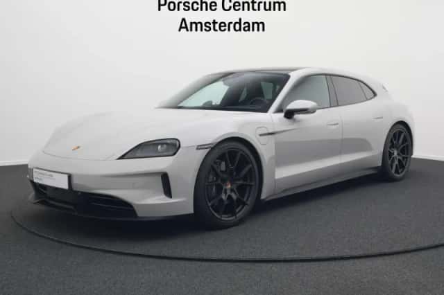 Porsche Taycan (2025) thumbnail 1