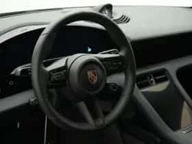 Porsche Taycan (2025) thumbnail 29