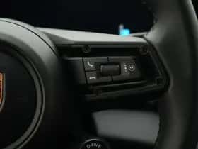 Porsche Taycan (2025) thumbnail 31