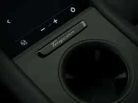 Porsche Taycan (2025) thumbnail 37