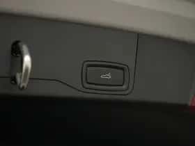 Porsche Taycan (2025) thumbnail 43