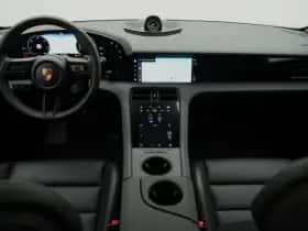 Porsche Taycan (2025) thumbnail 7