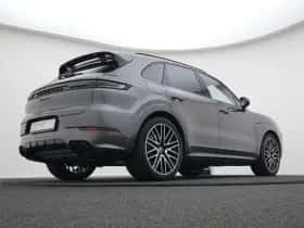 Porsche Cayenne (2025) thumbnail 27