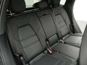 Porsche Cayenne (2025) thumbnail 50