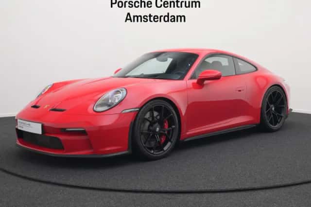 Porsche 911 (2022) thumbnail 1