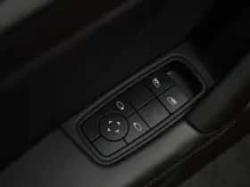 Porsche 911 (2022) thumbnail 23