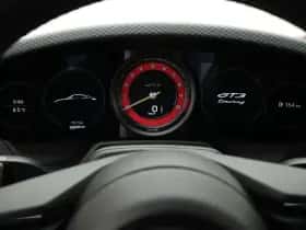 Porsche 911 (2022) thumbnail 32
