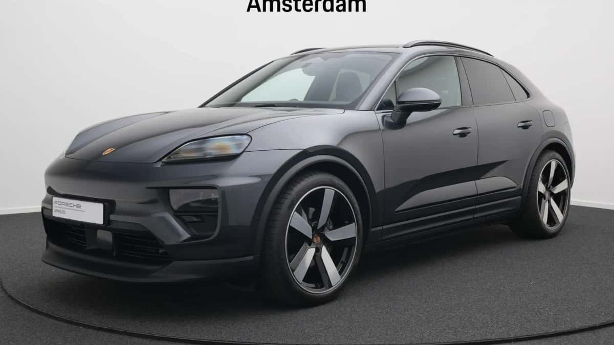 Porsche Macan (2025) — foto 1