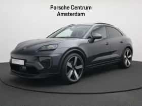 Porsche Macan (2025)