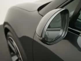 Porsche Macan (2025) thumbnail 12