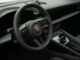 Porsche Macan (2025) thumbnail 32