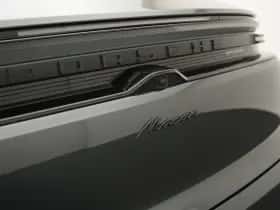 Porsche Macan (2025) thumbnail 8
