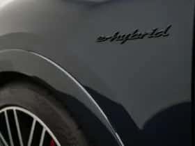 Porsche Cayenne (2026) thumbnail 12