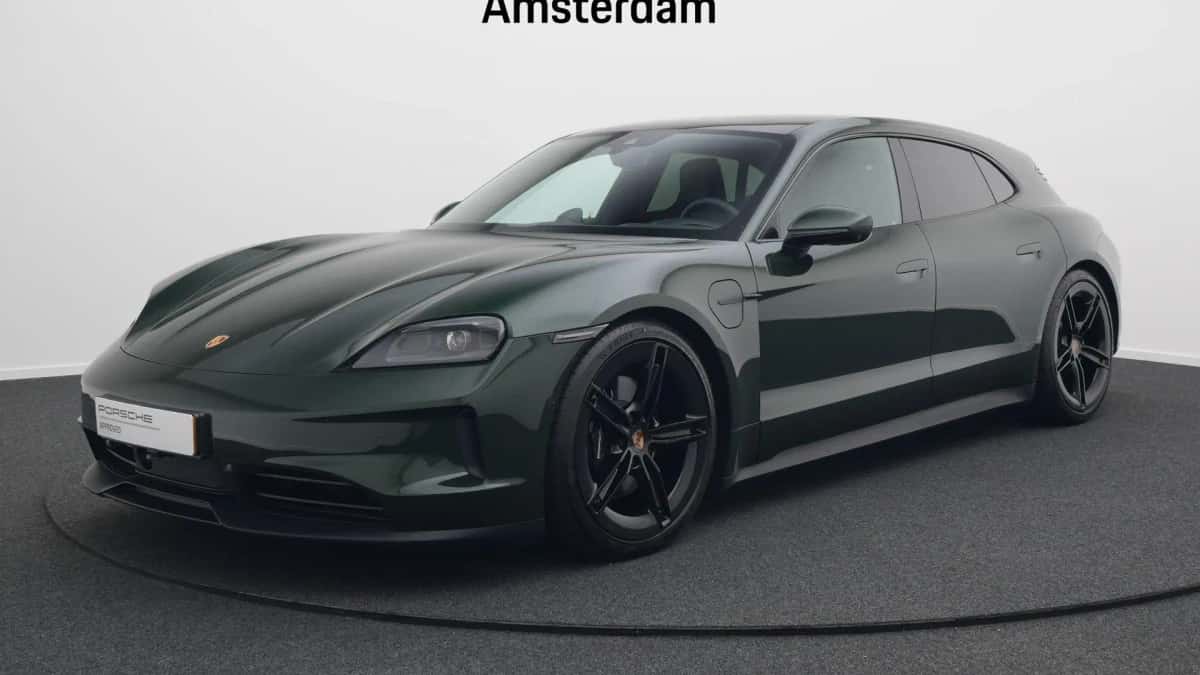 Porsche Taycan (2025) — foto 1