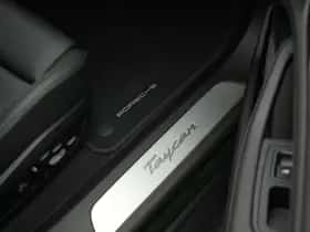 Porsche Taycan (2025) thumbnail 44