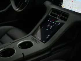 Porsche Taycan (2025) thumbnail 46