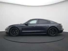 Porsche Taycan (2024) thumbnail 16