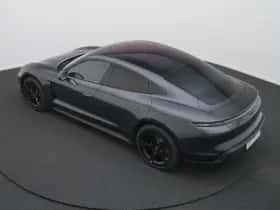 Porsche Taycan (2024) thumbnail 17