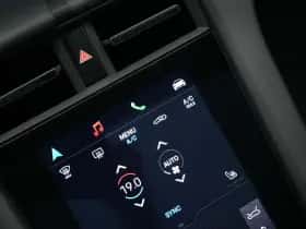 Porsche Taycan (2024) thumbnail 34