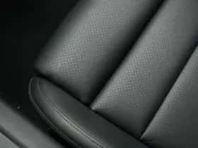 Porsche Taycan (2024) thumbnail 35