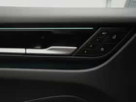 Porsche Macan (2026) thumbnail 18
