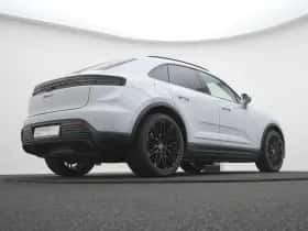 Porsche Macan (2026) thumbnail 27