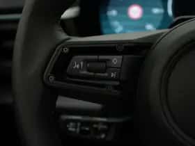 Porsche Macan (2026) thumbnail 34